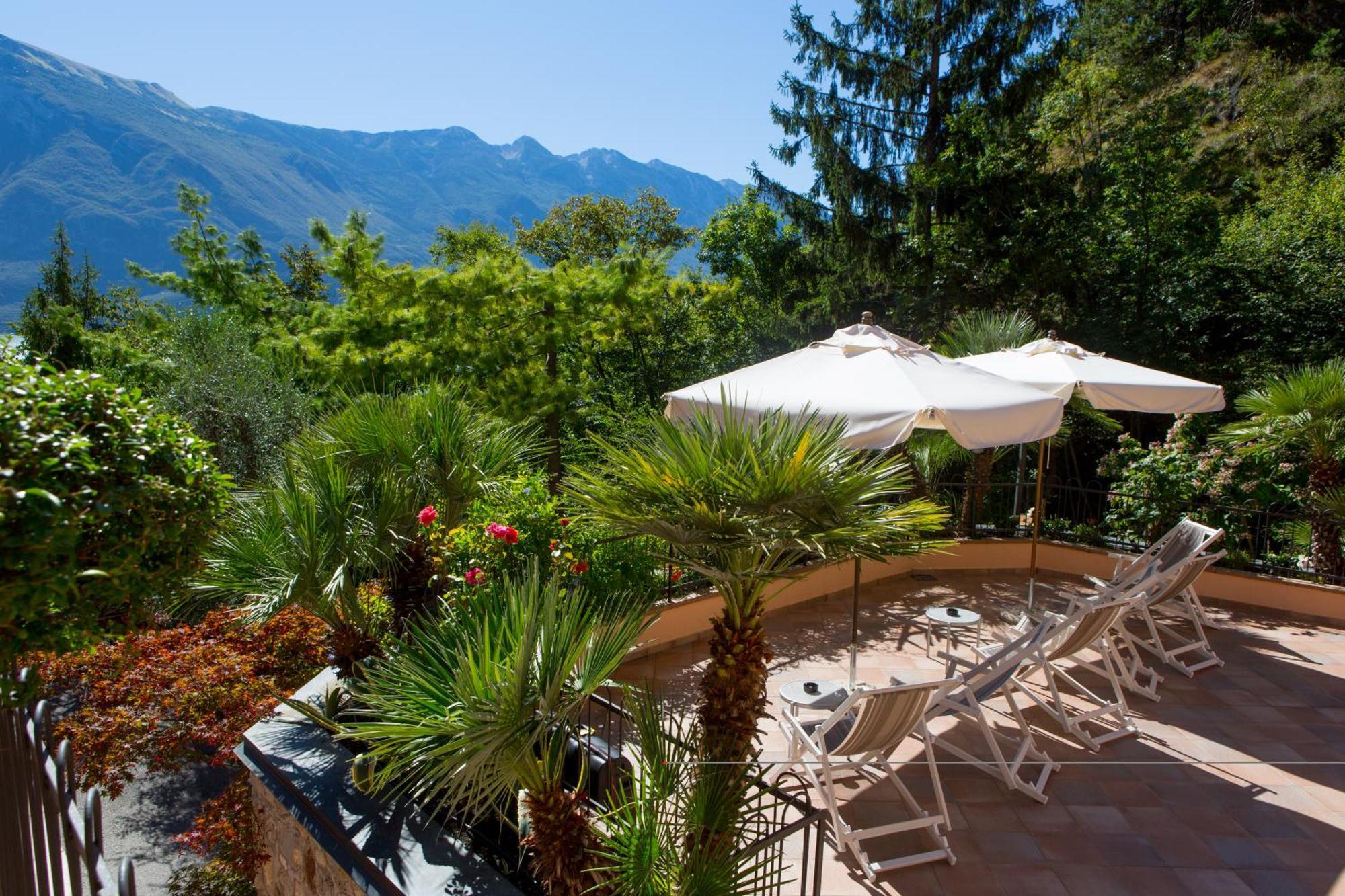 Hotel La Gardenia & Villa Oleandra Limone sul Garda Værelse billede