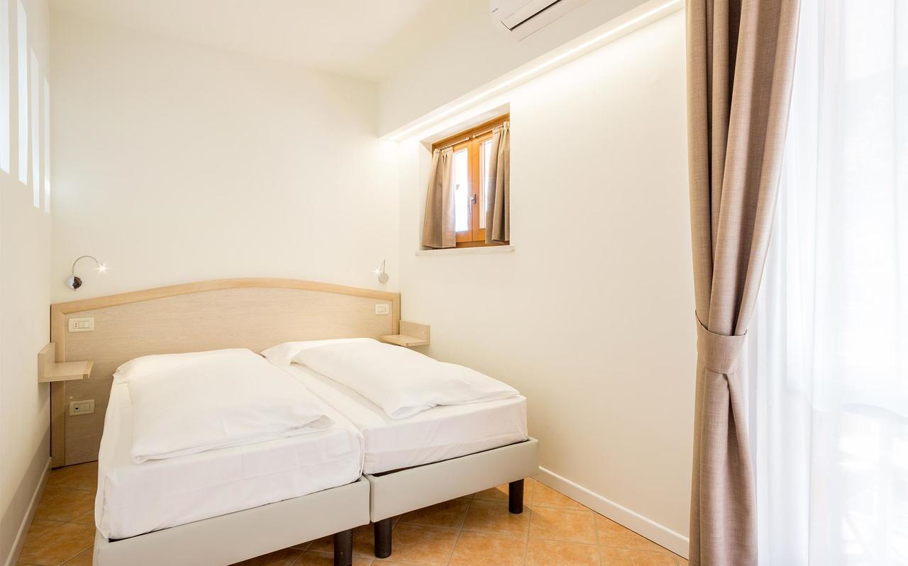Hotel La Gardenia & Villa Oleandra Limone sul Garda Værelse billede